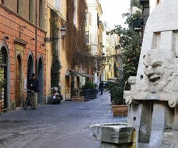 ** Bed and breakfast Margutta 54 Luxury Suites Roma Italia