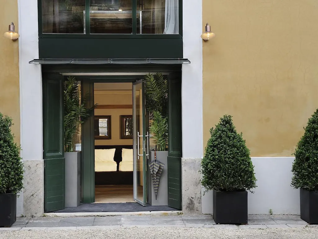 Margutta 54 Luxury Suites Roma Bed and breakfast